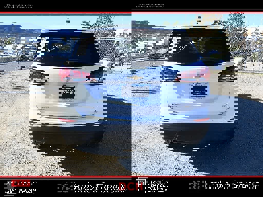 Used 2022 Chevrolet Equinox LS image 6