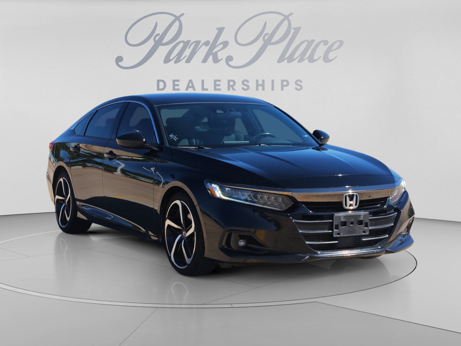 Used 2022 Honda Accord Sport image 4