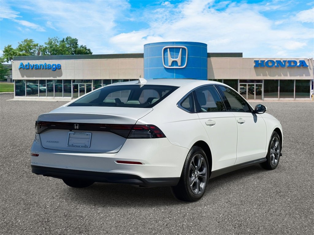 Certified 2023 Honda Accord EX image 4