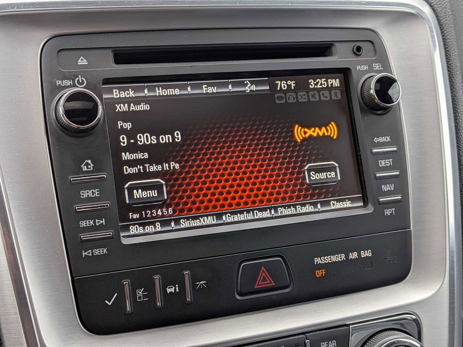 Used 2014 GMC Acadia SLT image 27