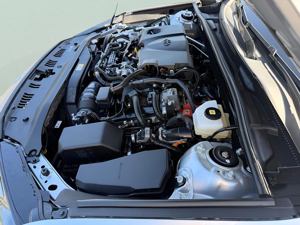 Used 2025 Toyota Camry LE image 39