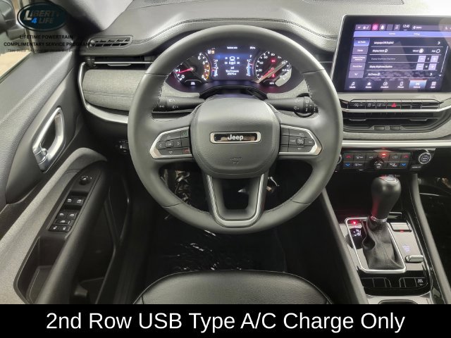 Used 2023 Jeep Compass Latitude w/ Convenience Group AWD/4WD image 26