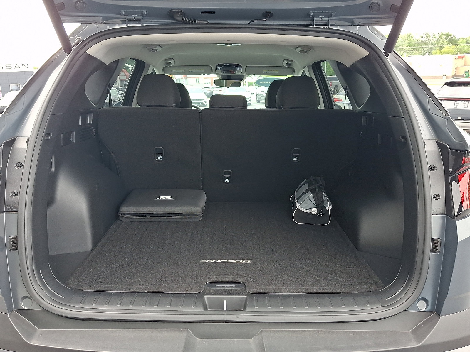 Used 2025 Hyundai Tucson SEL AWD/4WD image 28