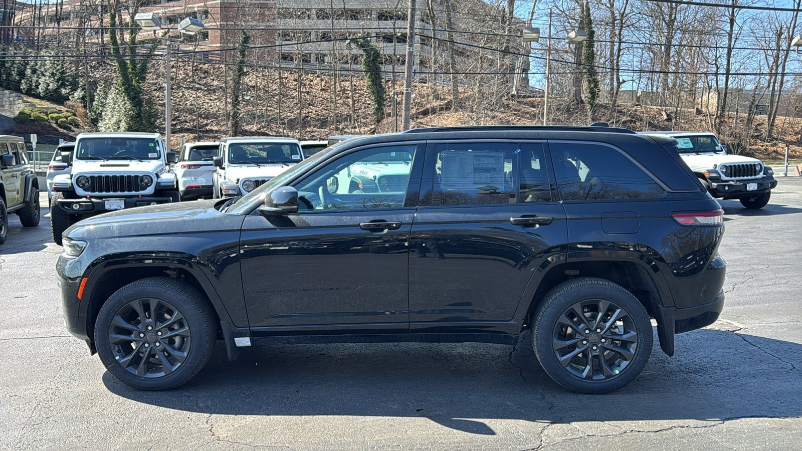 New 2026 Jeep Grand Cherokee Limited AWD/4WD image 9