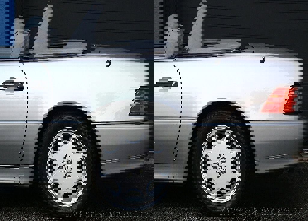 Used 1995 Mercedes-Benz SL 320 image 21