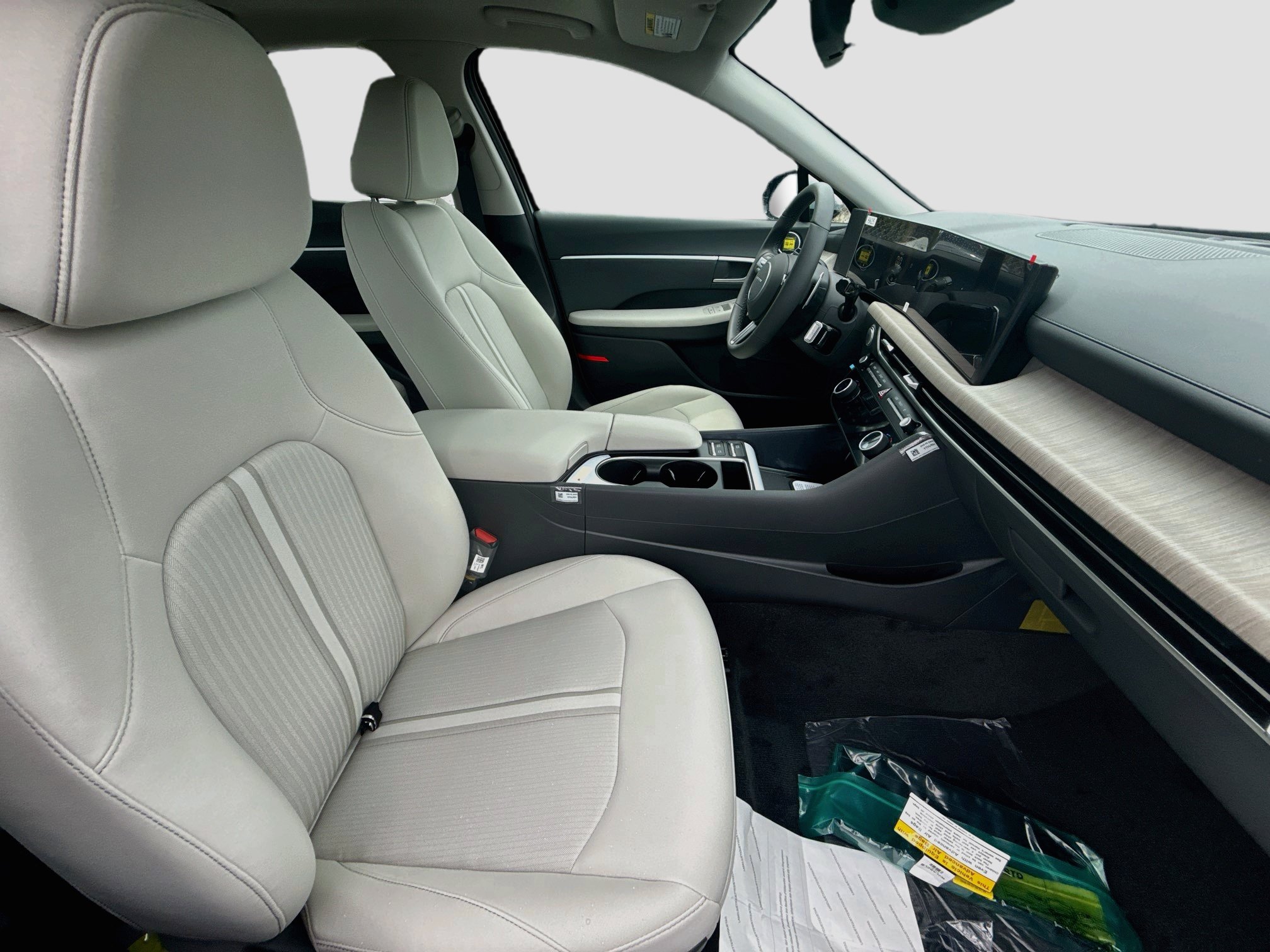 New 2026 Hyundai Sonata SEL FWD image 21