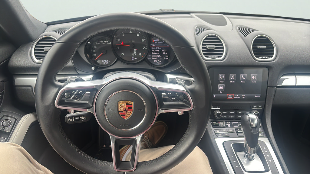 Used 2024 Porsche 718 Cayman RWD image 14