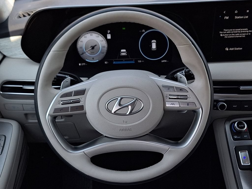 Certified 2025 Hyundai Palisade Calligraphy AWD/4WD image 17