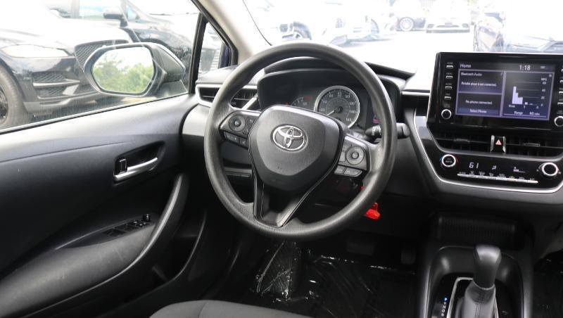 Used 2020 Toyota Corolla LE FWD image 18