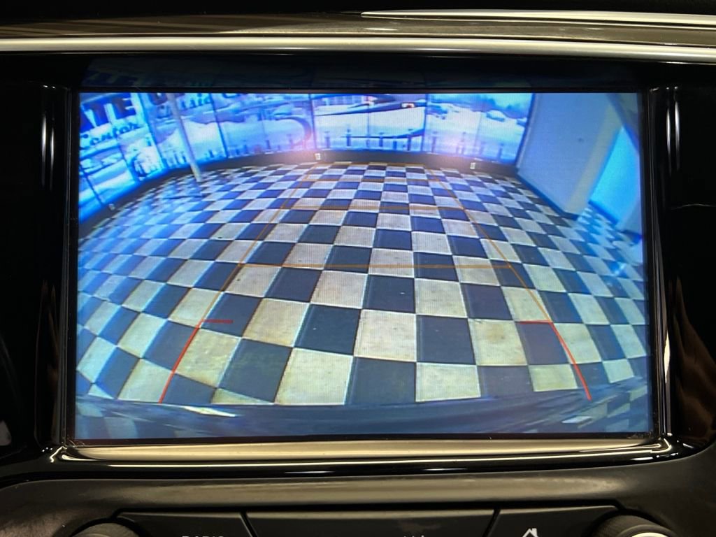 Used 2020 Buick Envision Essence image 26