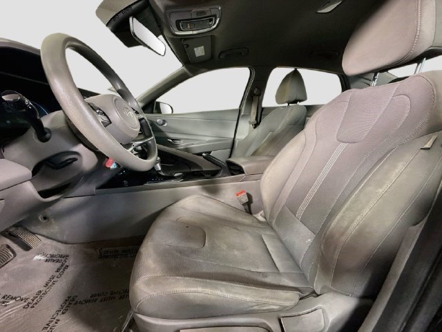 Used 2024 Hyundai Elantra SE FWD image 20
