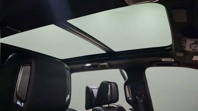 Used 2022 Cadillac Escalade Sport Platinum w/ Heavy-Duty Trailer Package image 21