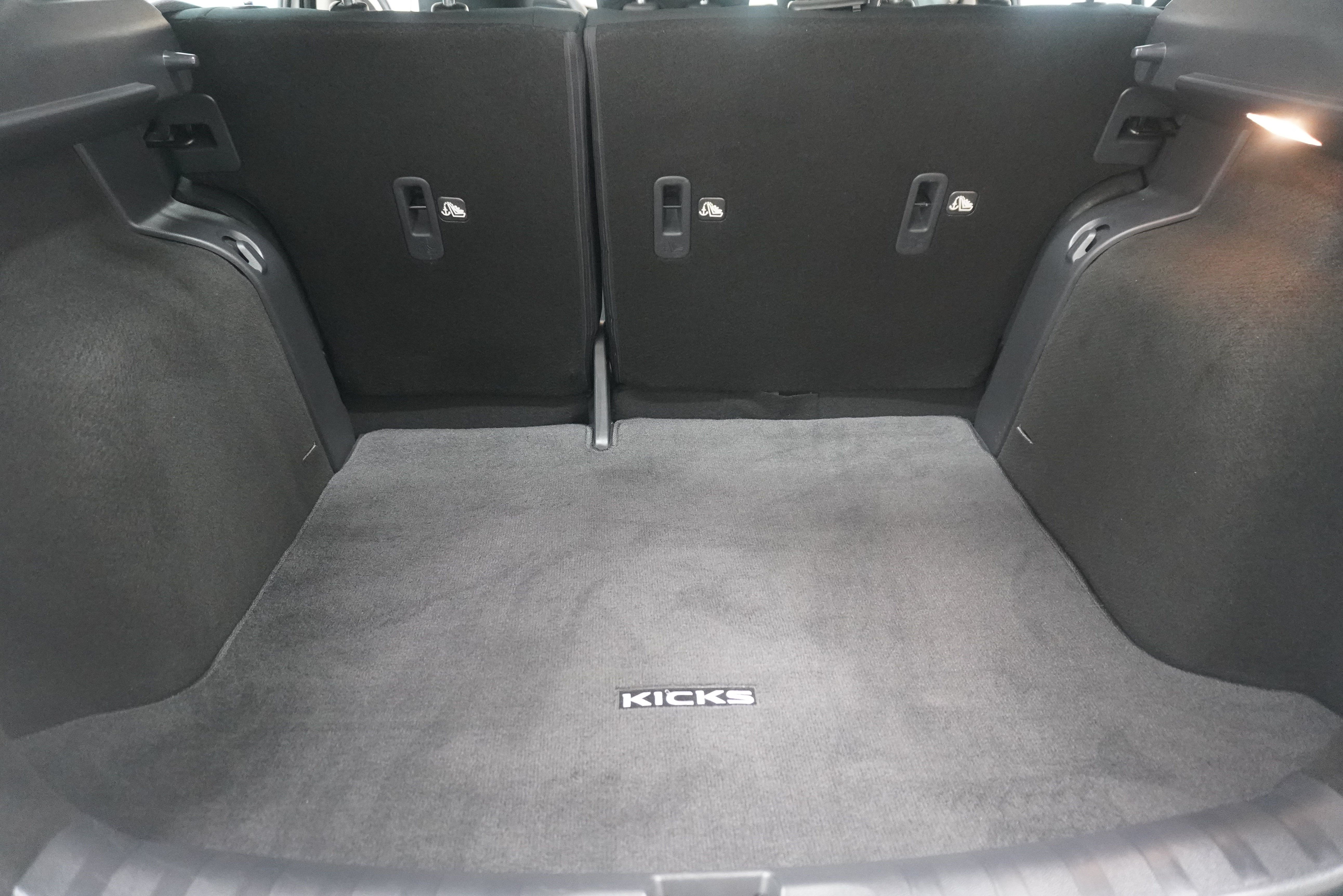 Used 2024 Nissan Kicks S FWD image 20