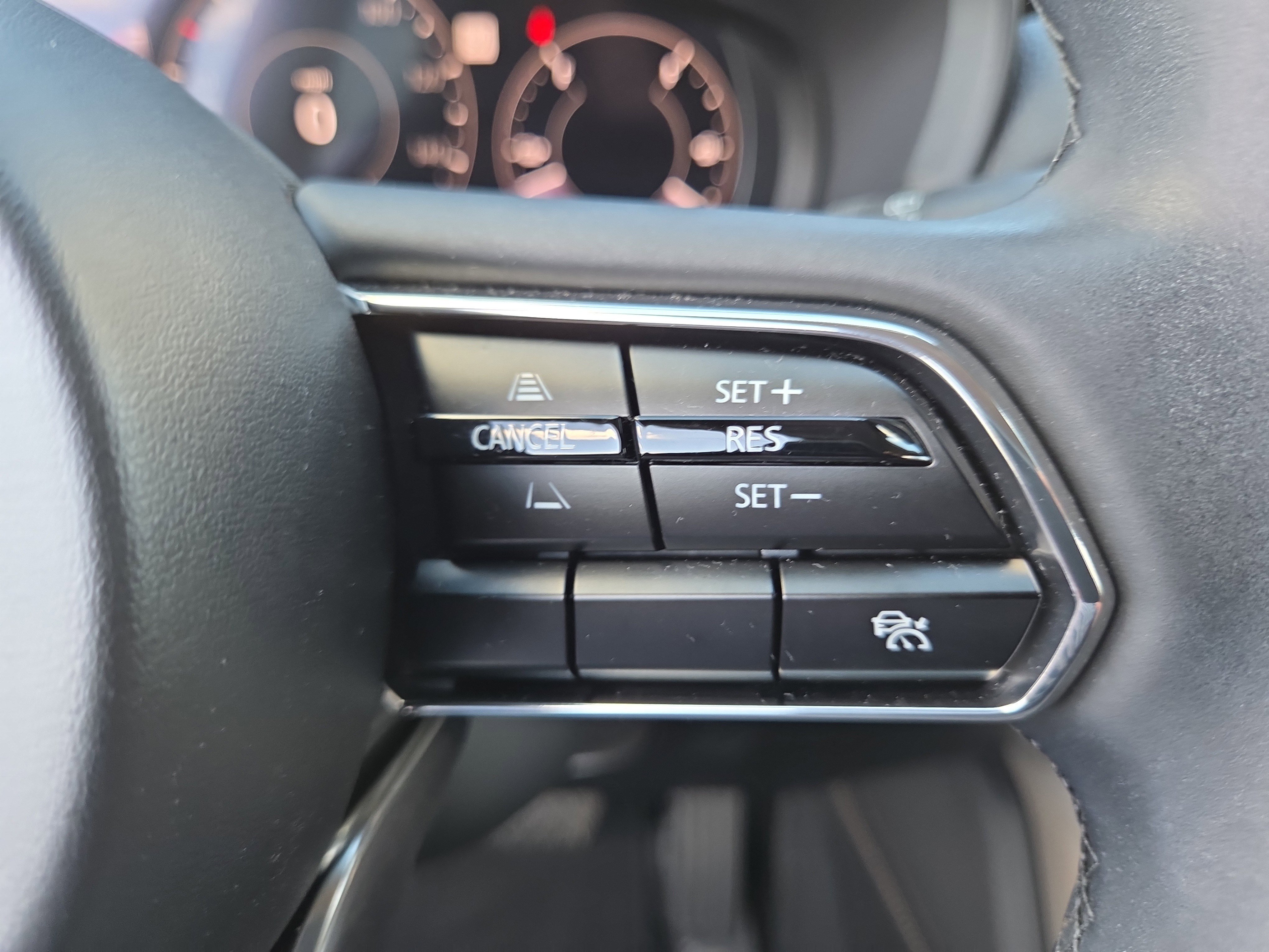 Used 2024 MAZDA CX-90 Plug-In Hybrid w/ Premium Pkg image 28