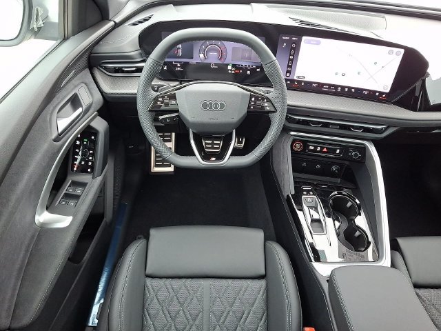 New 2026 Audi SQ5 Premium Plus AWD/4WD image 7