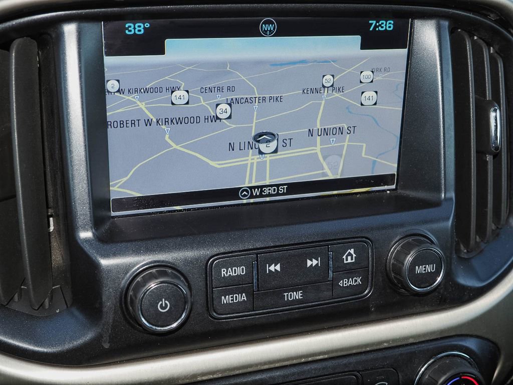 Used 2018 GMC Canyon Denali image 12