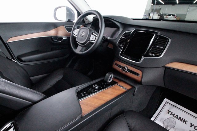 Certified 2024 Volvo XC90 B5 Plus image 26