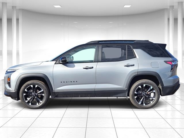 Used 2025 Chevrolet Equinox RS image 2