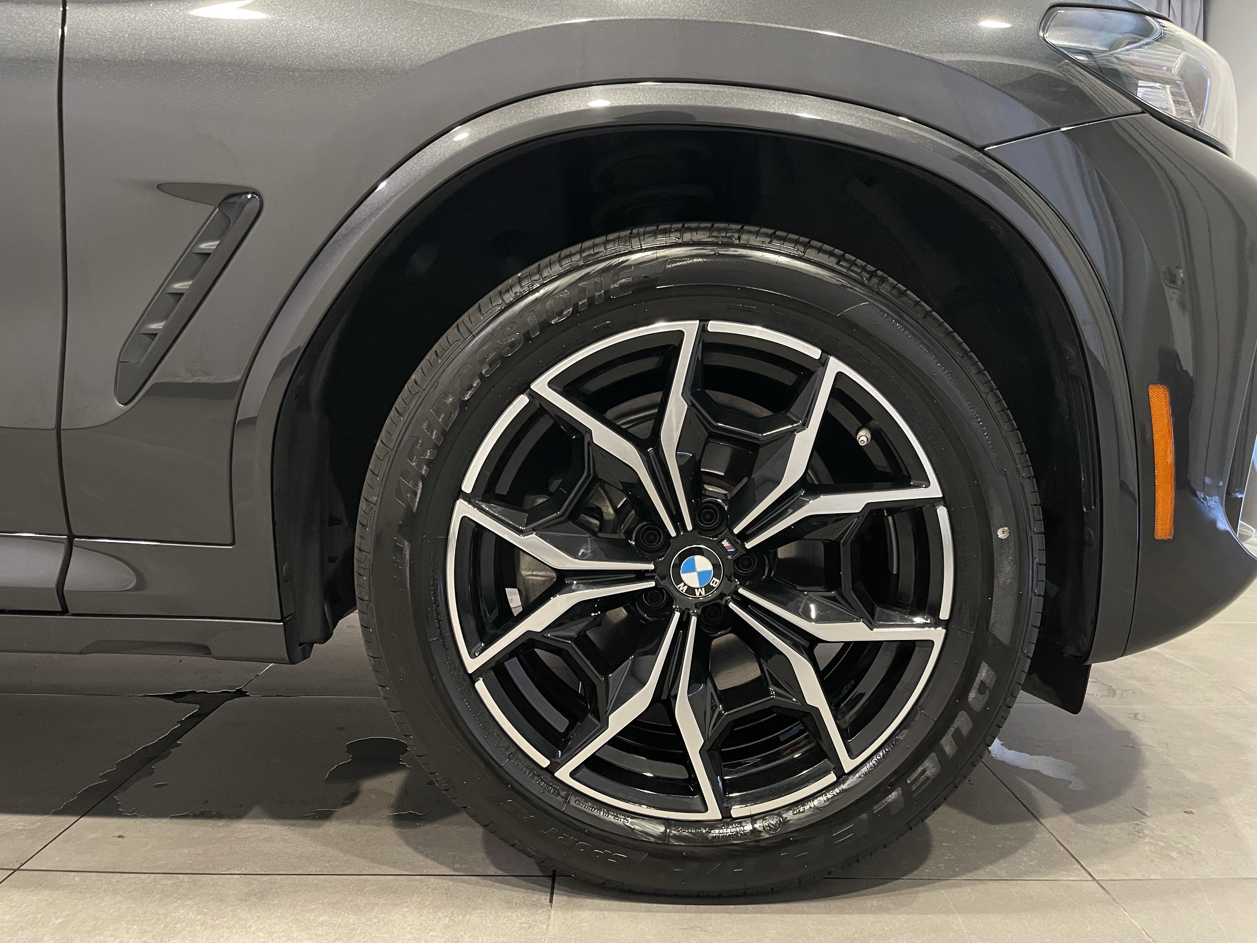 Certified 2024 BMW X3 xDrive30i w/ Premium Package image 10