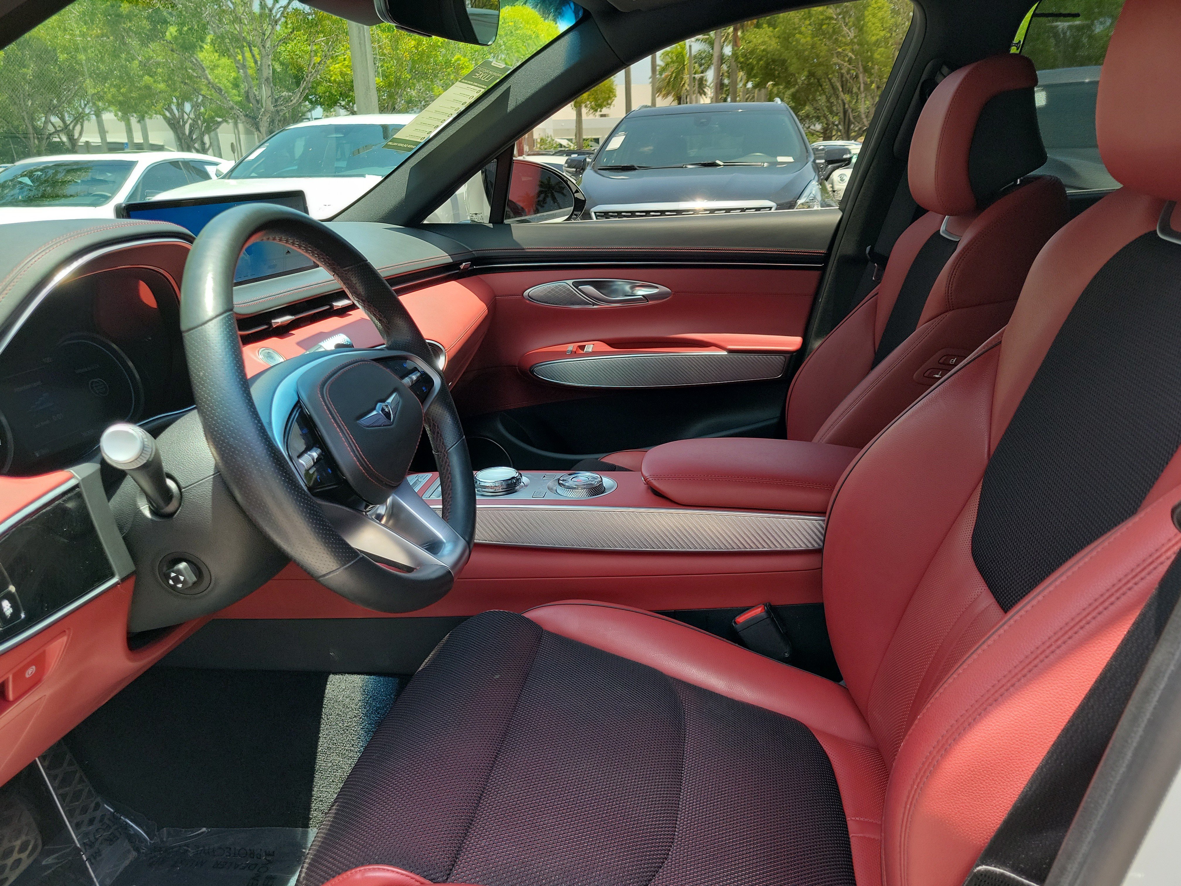 Used 2022 Genesis GV70 2.5T w/ Sport Prestige Package AWD/4WD image 11