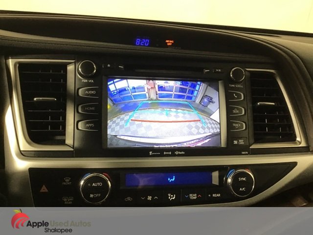 Used 2017 Toyota Highlander XLE image 15