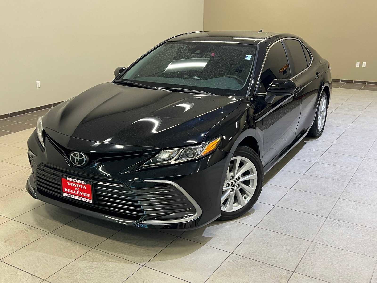 Certified 2022 Toyota Camry LE w/ Carpet Mat Package (TMS) image 1