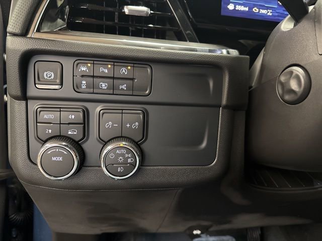 New 2026 Chevrolet Suburban Premier image 20