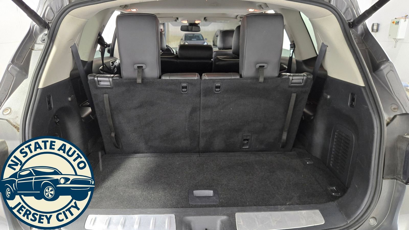 Used 2017 INFINITI QX60 FWD w/ Premium Plus Package image 37