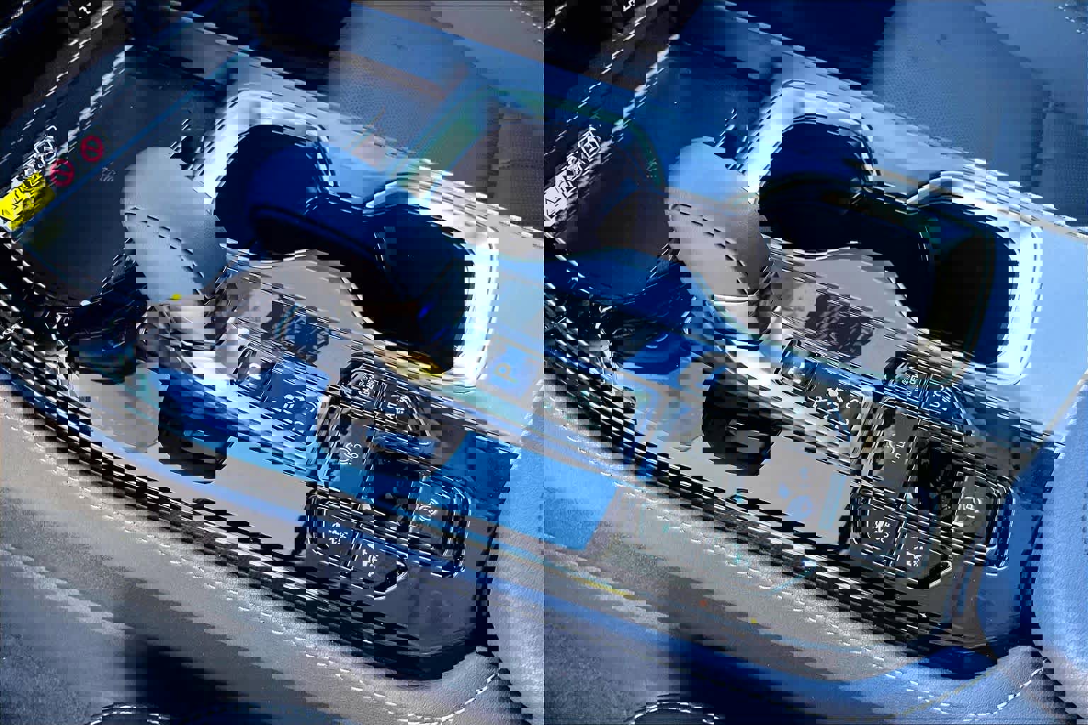 Used 2024 Lexus NX 450h+ AWD w/ Vision Package image 15