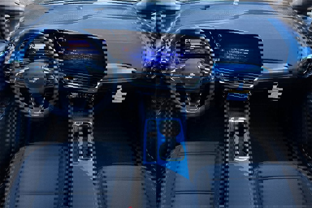 New 2026 Chevrolet Equinox EV LT w/ LPO, Blackout Package image 13