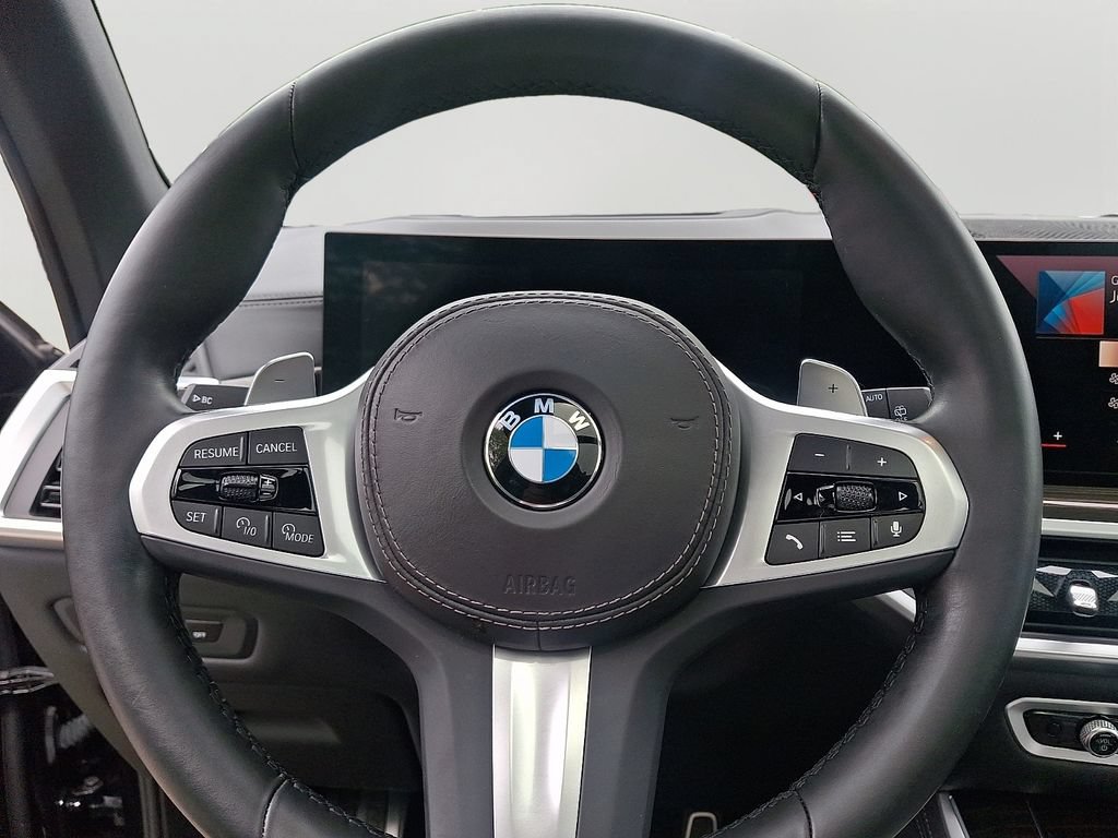 Used 2024 BMW X5 xDrive40i w/ M Sport Package AWD/4WD image 21