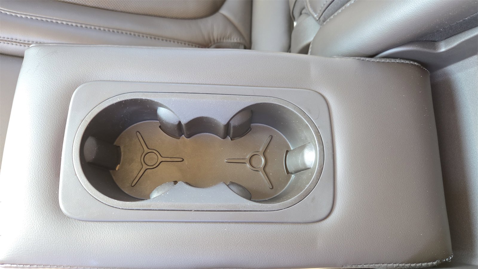 Used 2019 Lincoln MKC Select w/ Select Plus Package image 21