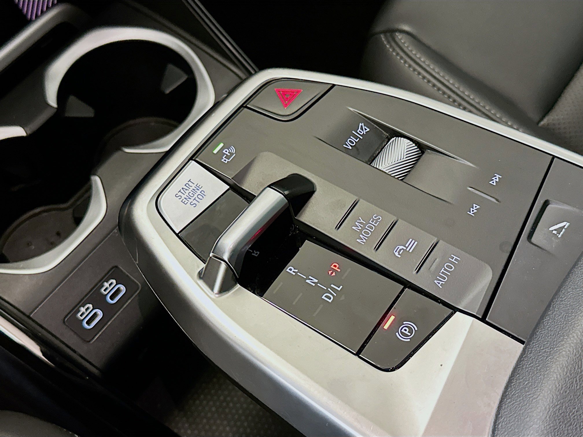 Used 2025 BMW X1 xDrive28i AWD/4WD image 24