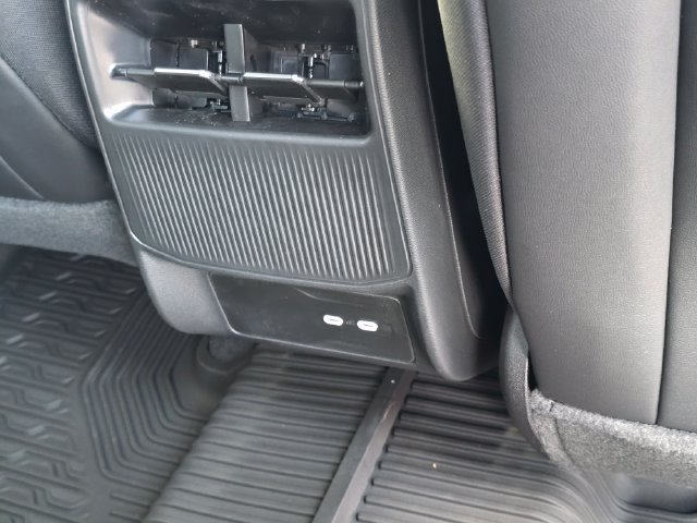 New 2026 Jeep Cherokee Limited AWD/4WD image 31