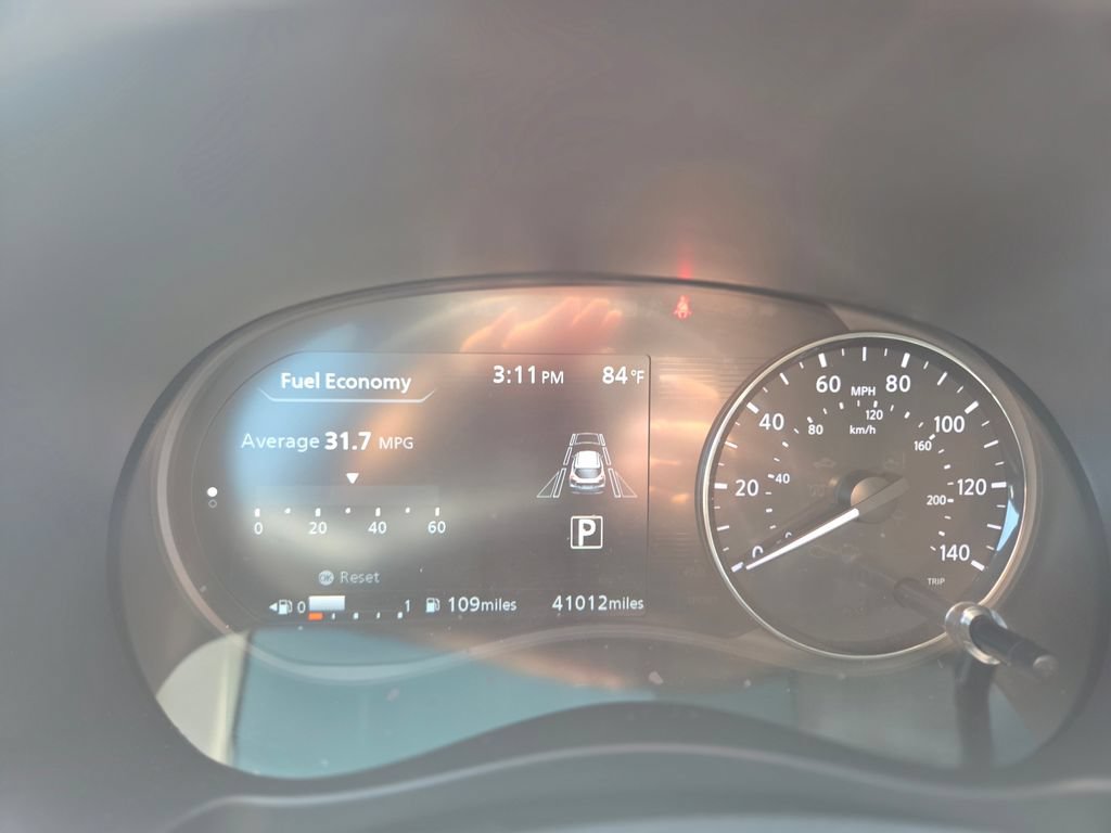 Used 2024 Nissan Kicks SV FWD image 19