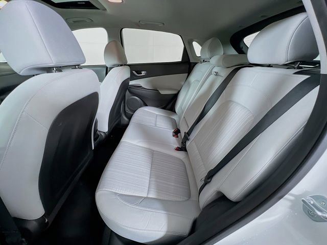 Used 2023 Hyundai Kona SEL w/ Convenience Package image 24