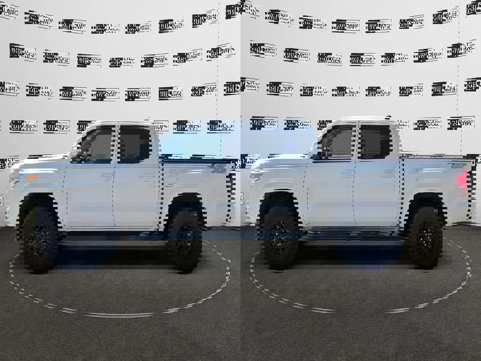 Used 2023 Toyota Tacoma SR image 3