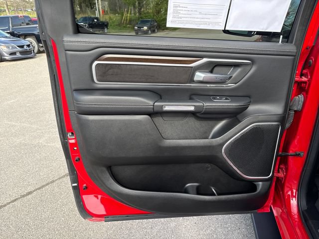 Used 2022 RAM 1500 Laramie AWD/4WD image 28