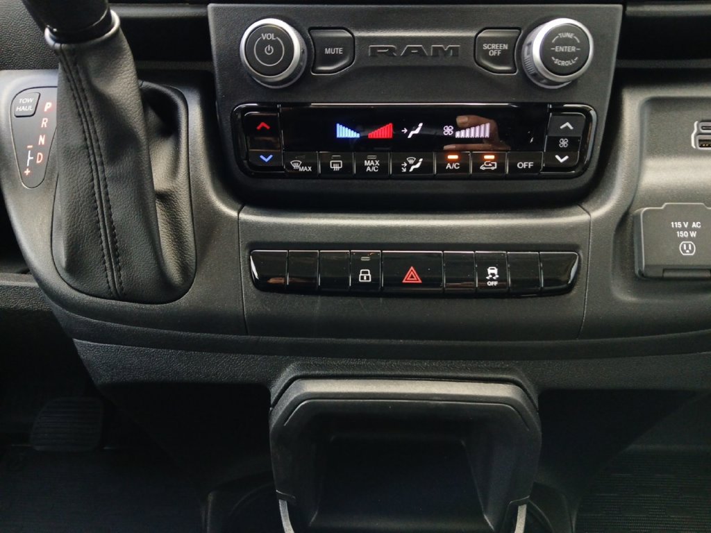 New 2026 RAM ProMaster 2500 w/ Convenience Group FWD image 4