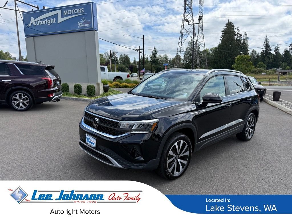 Used 2022 Volkswagen Taos SE