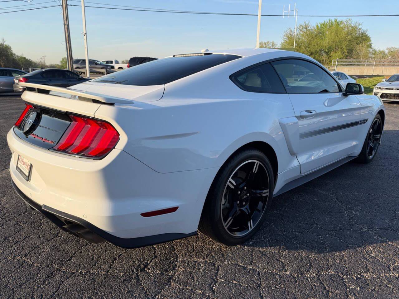 Used 2019 Ford Mustang GT Premium w/ Equipment Group 401A RWD image 10