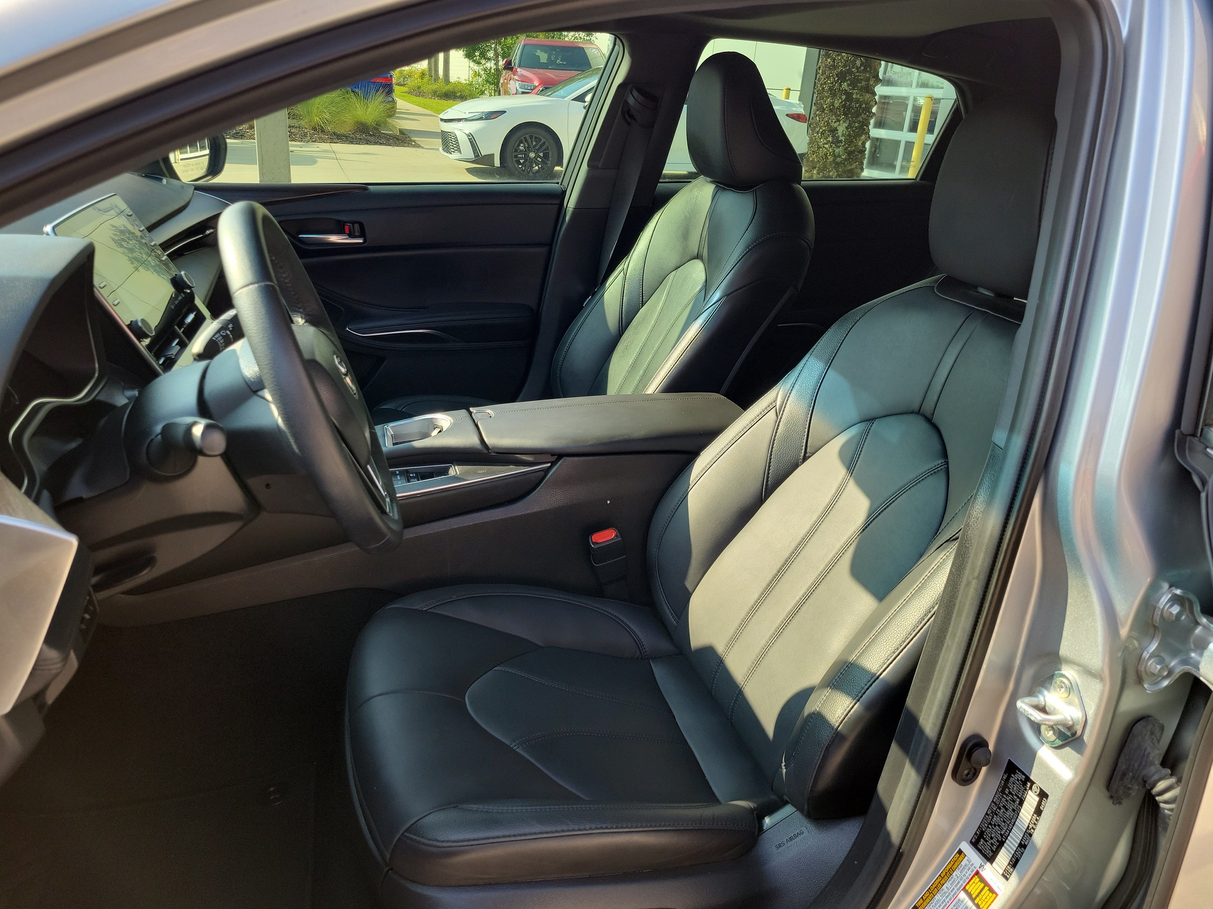 Used 2021 Toyota Avalon XLE w/ Moonroof Package FWD image 13