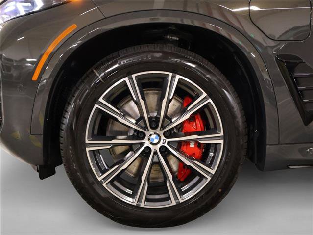 Used 2026 BMW X5 xDrive50e w/ M Sport Package AWD/4WD image 10