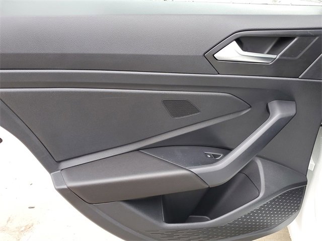 Certified 2022 Volkswagen Jetta SEL image 14