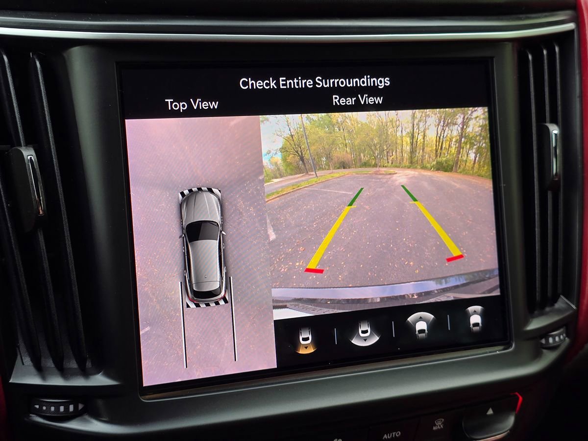 Used 2023 Maserati Levante Modena image 33