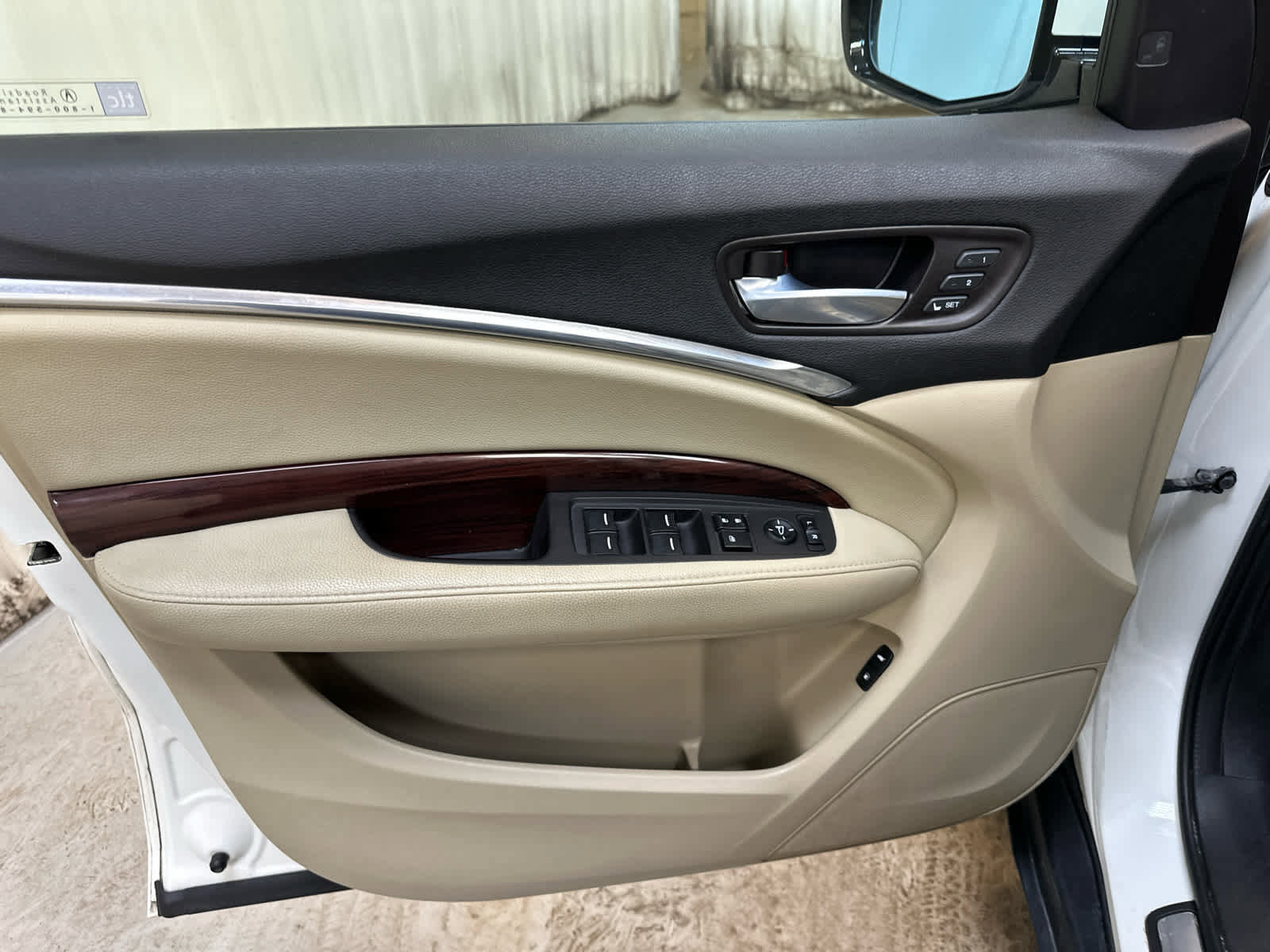 Used 2015 Acura MDX Tech Pkg image 10