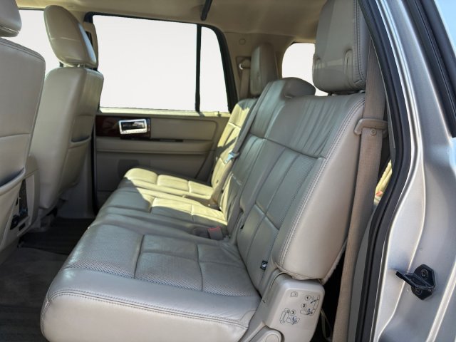 Used 2013 Lincoln Navigator L 2WD w/ HD Trailer Tow Pkg image 13