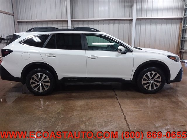 Used 2020 Subaru Outback Premium image 6