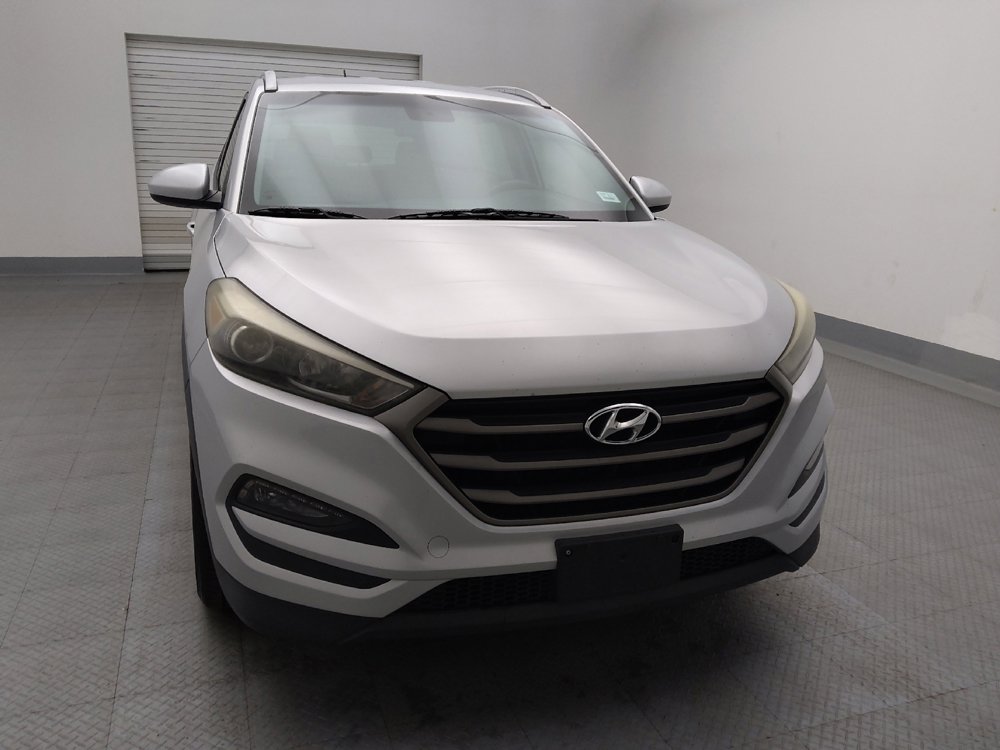 Used 2016 Hyundai Tucson SE w/ Option Group 02 FWD image 14