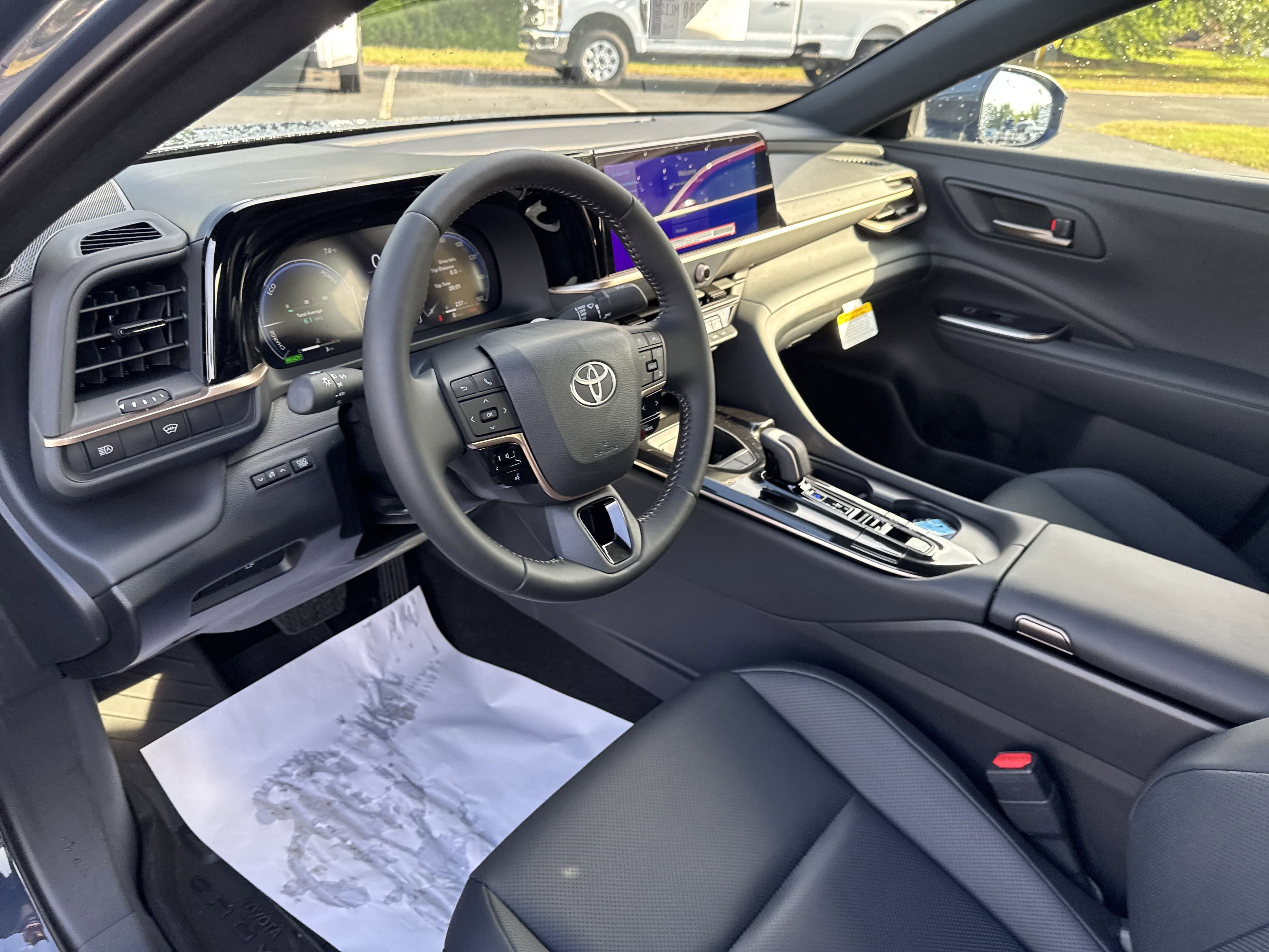 New 2025 Toyota Crown AWD/4WD image 15